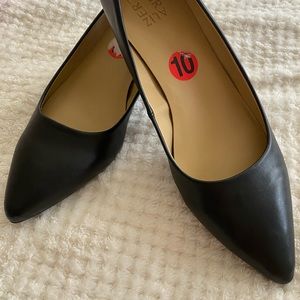 Naturalized Women’s 10 W 1” Heel Dress Shoes